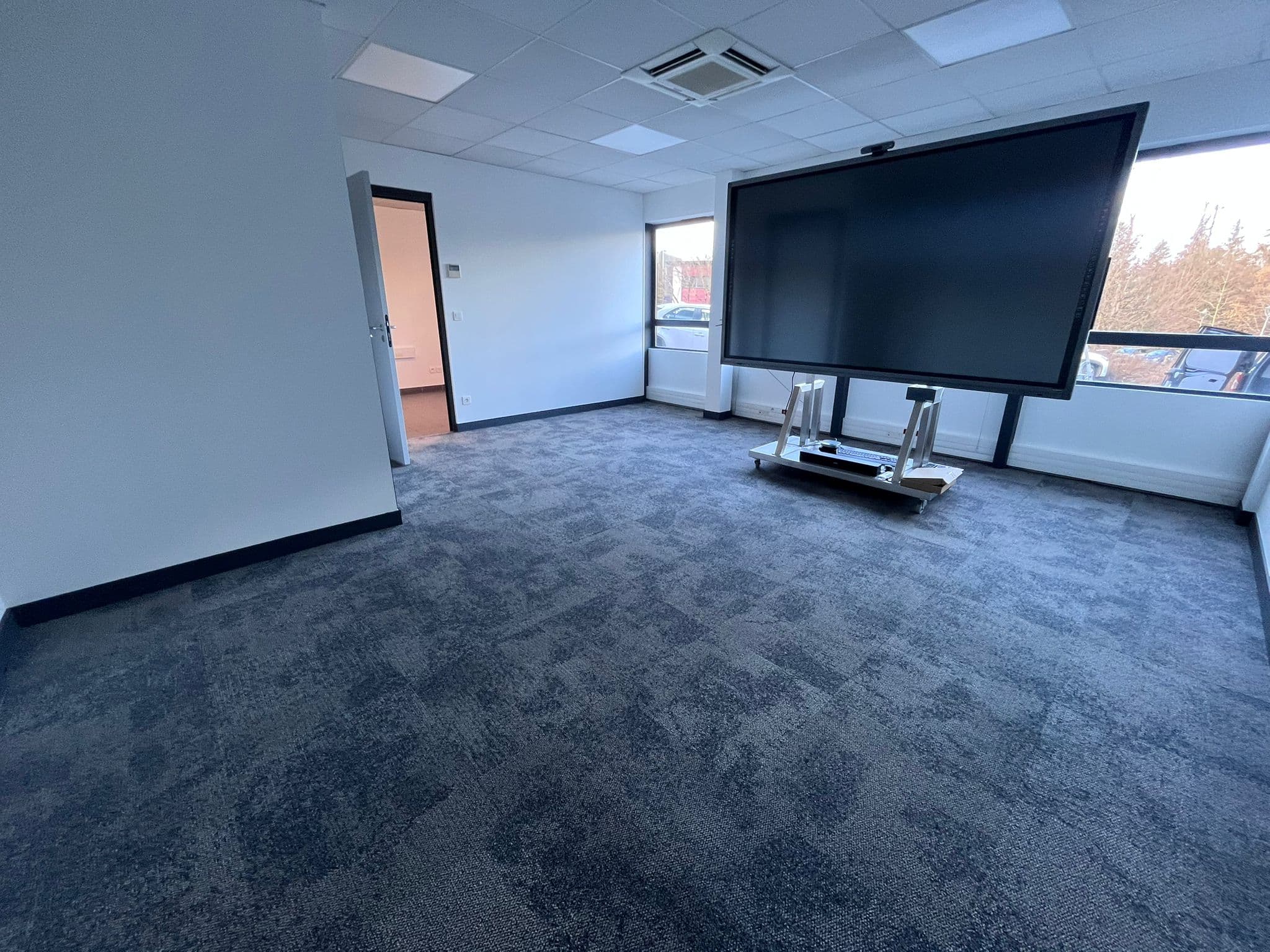 Moquette bureaux propre Annecy